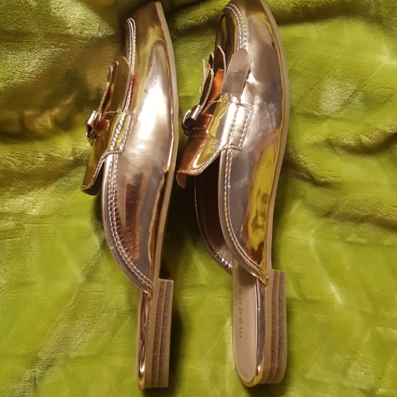 Madden Girl Rose Gold Metallic Loafers Slides - Picture 7 of 7